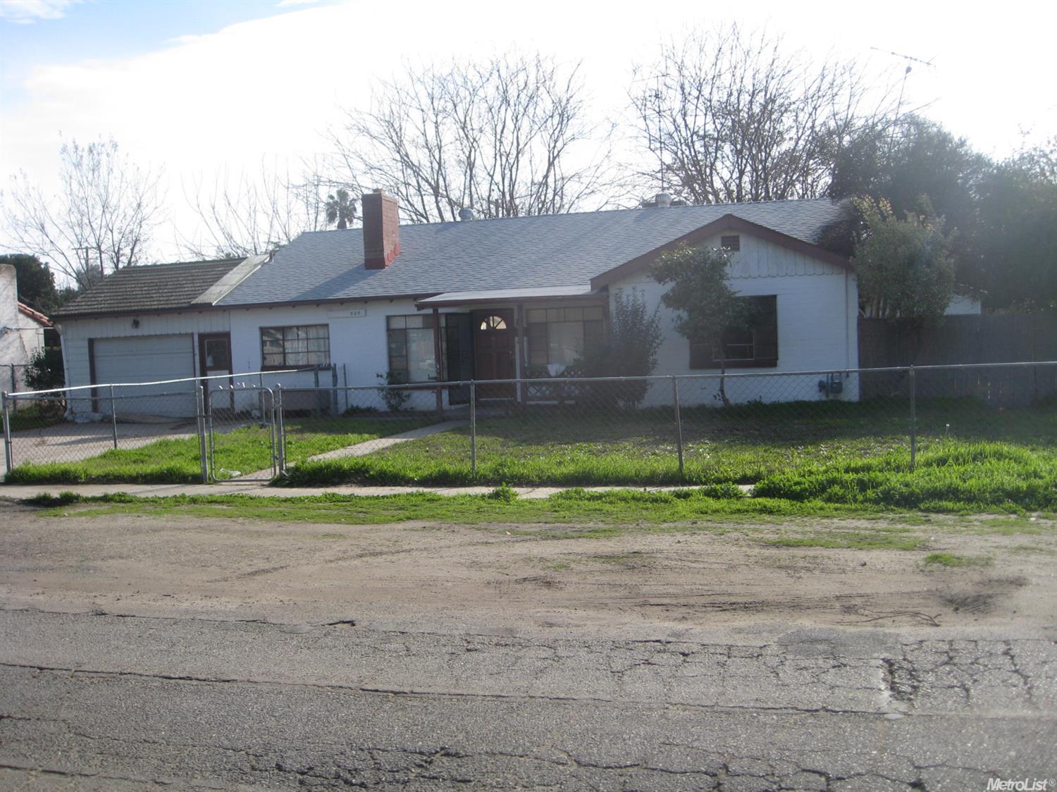 808 Elm Ave, Modesto, CA 95351 photo 1