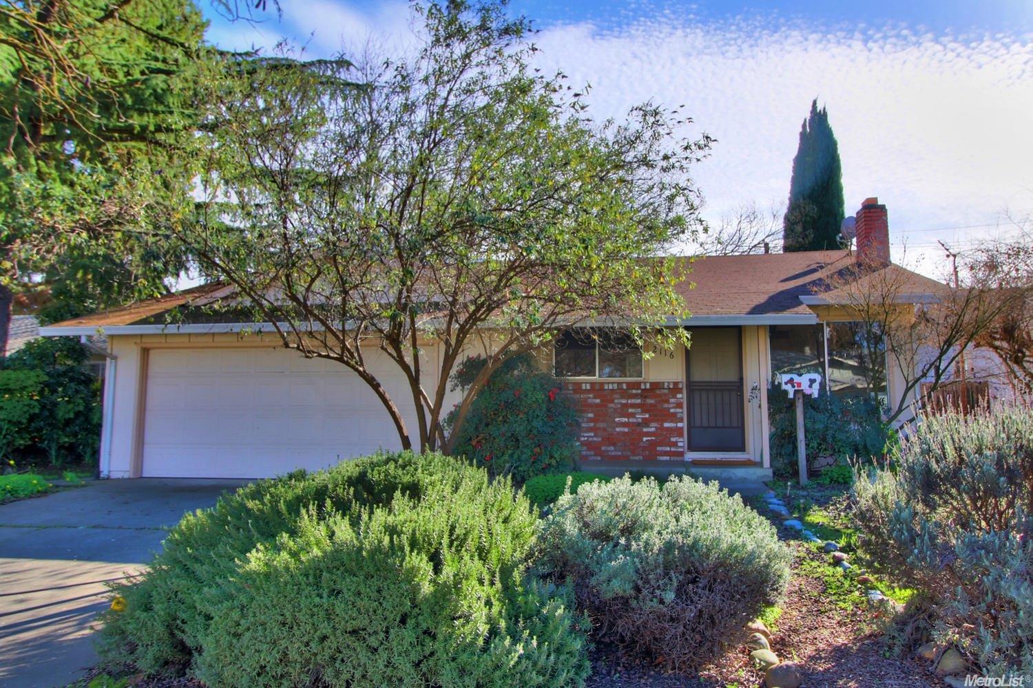 2116 Regis Dr, Davis, CA 95618 photo 1