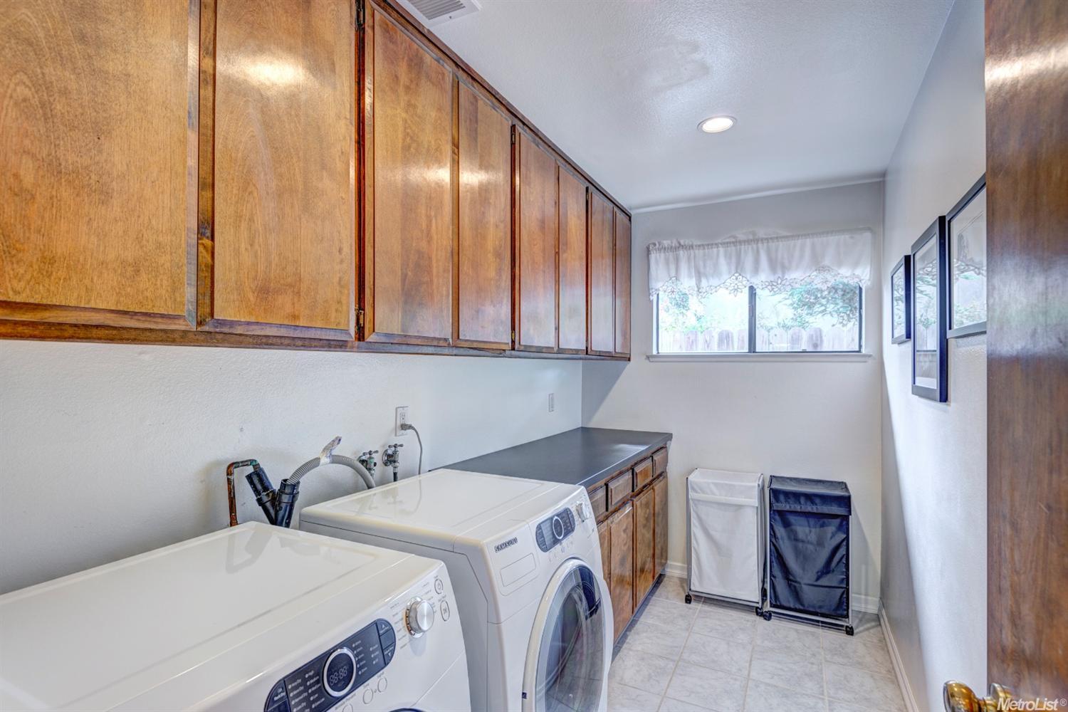 707 Hacienda Ave, Davis, CA 95616 photo 18