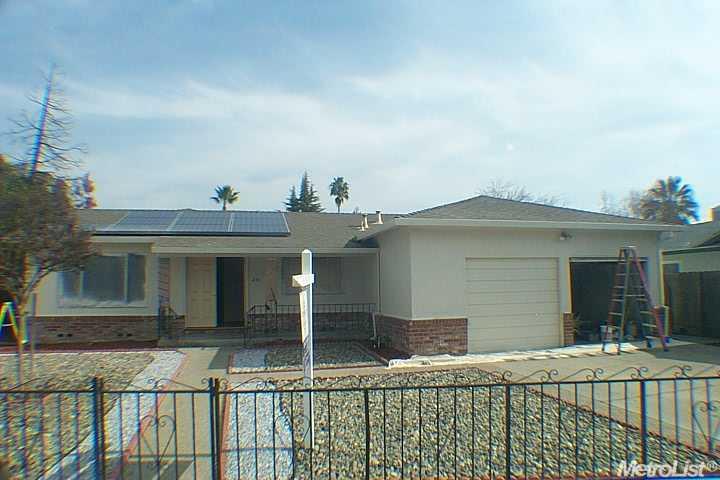 480 Ribier Ct, Manteca, CA 95336 photo 1
