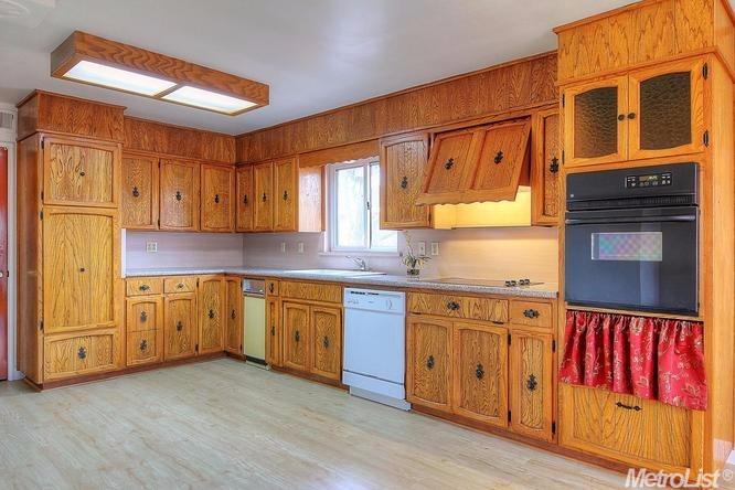 1111 E North St, Manteca, CA 95336 photo 7