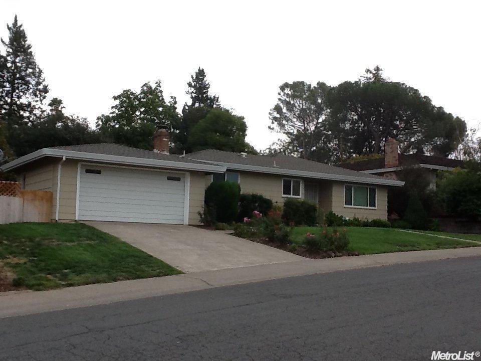 4344 Paradise Dr, Carmichael, CA 95608 photo 1