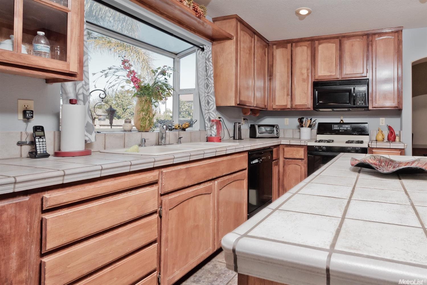 2737 Tradition Way, Modesto, CA 95355 photo 12