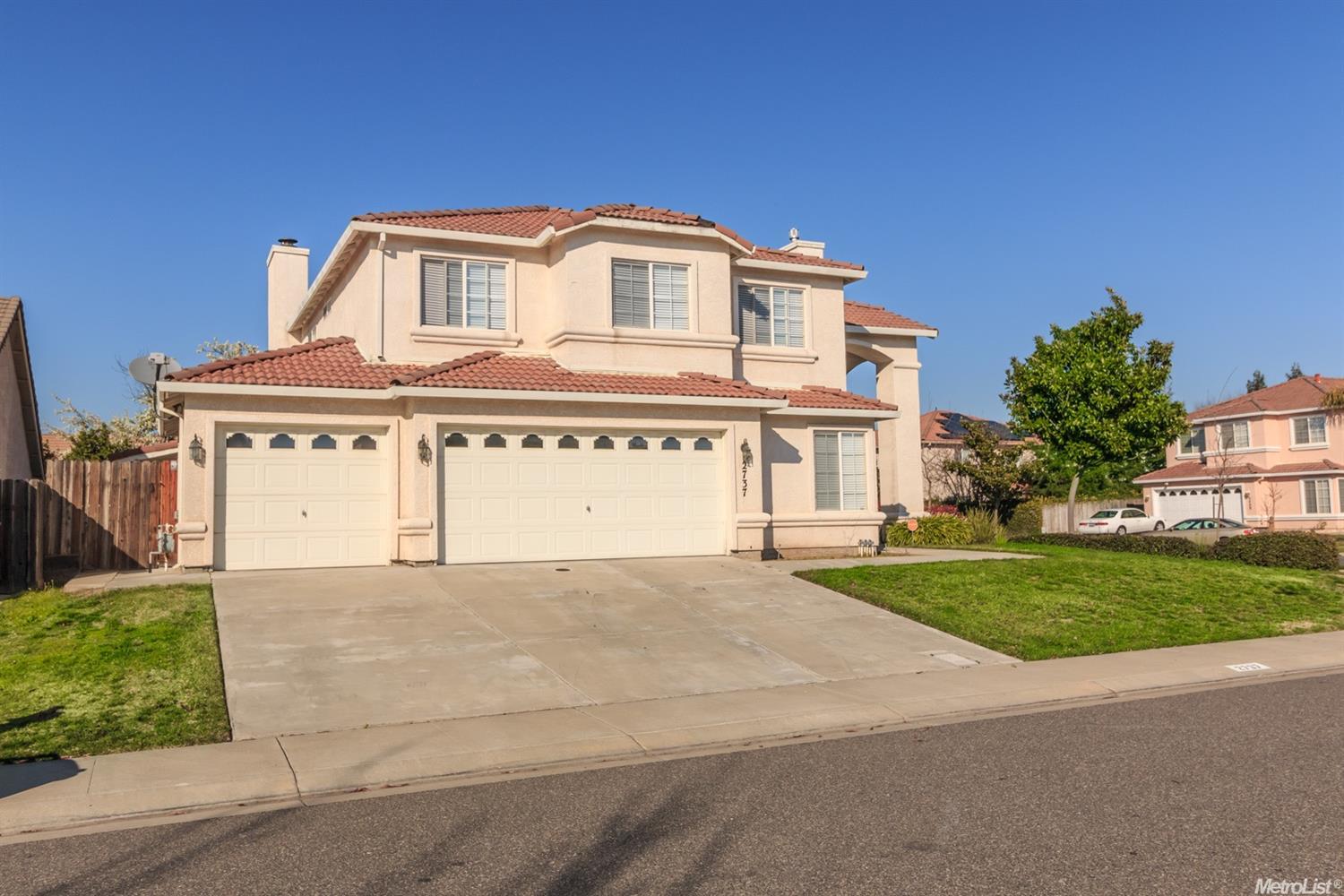 2737 Tradition Way, Modesto, CA 95355 photo 2