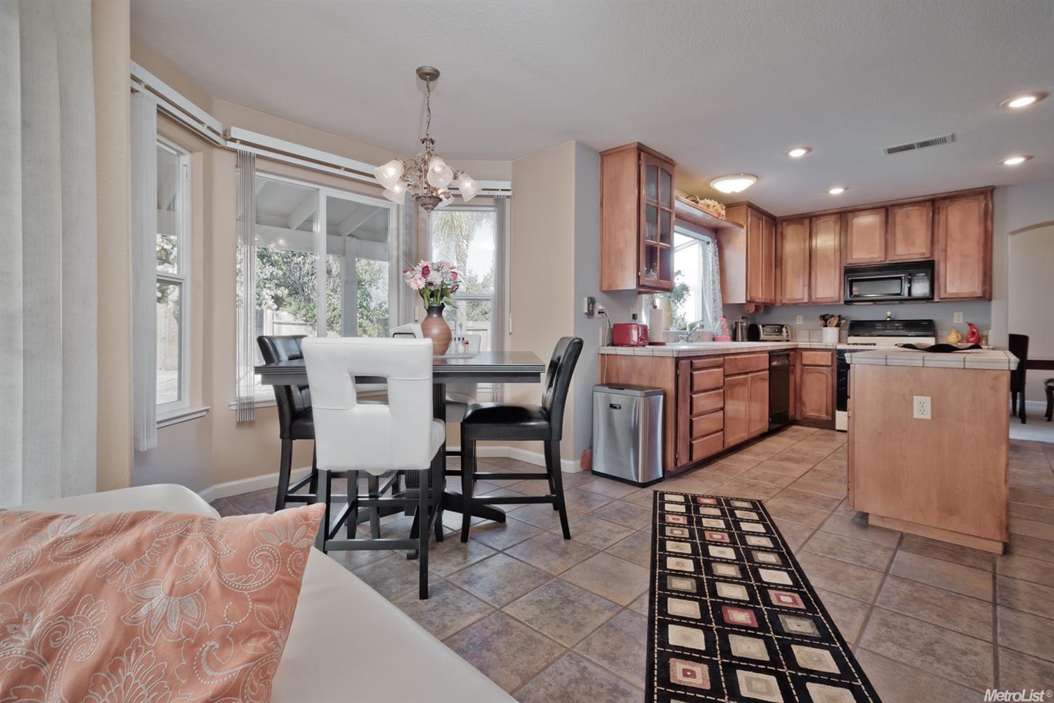 2737 Tradition Way, Modesto, CA 95355 photo 11