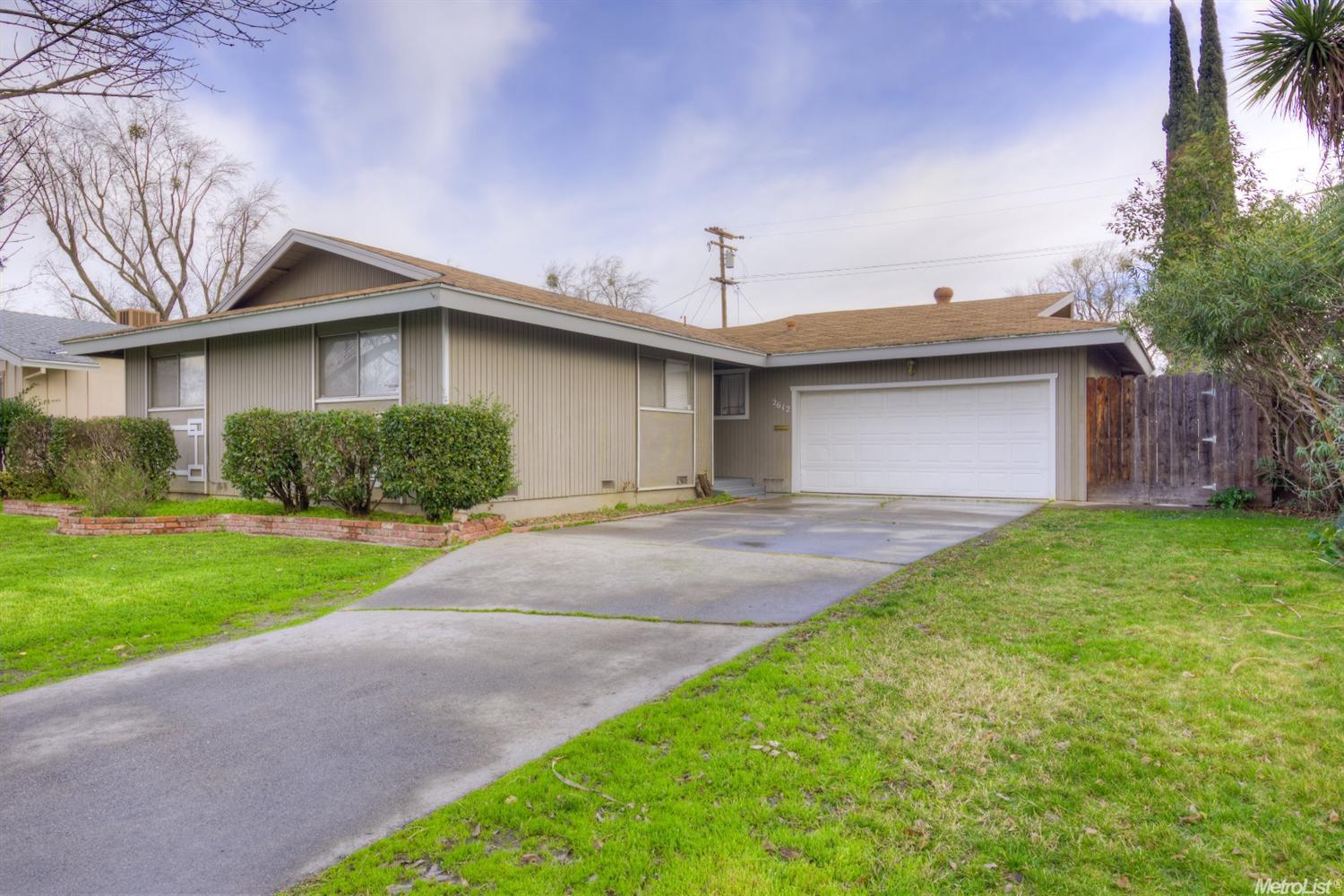 2612 Macgregor Ct, Modesto, CA 95350 photo 1