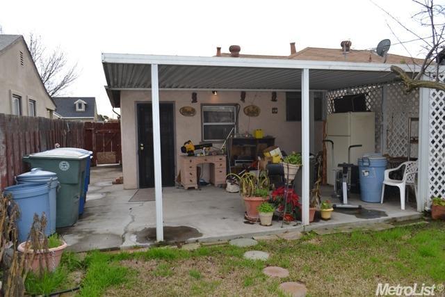 623 Pine St, Manteca, CA 95336 photo 16