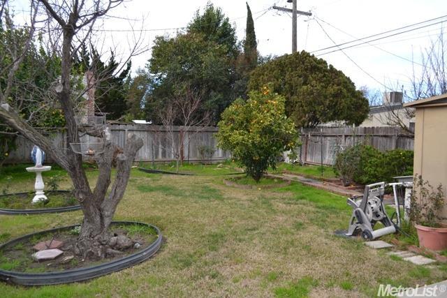 623 Pine St, Manteca, CA 95336 photo 13
