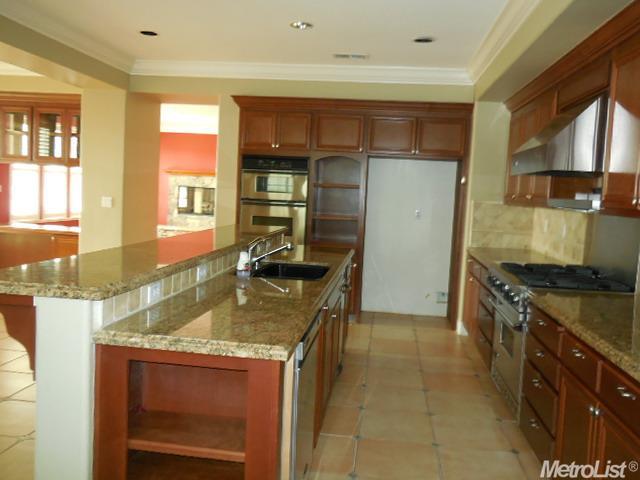 3128 Hutton Pl, Tracy, CA 95377 photo 8