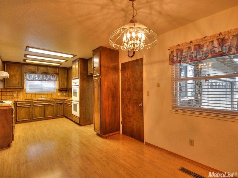 3505 Rexford Dr, Modesto, CA 95356 photo 2