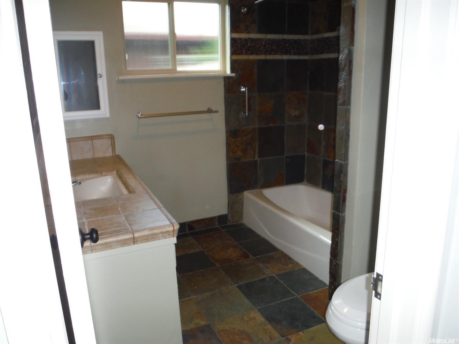 1118 Yale Ave, Modesto, CA 95350 photo 15