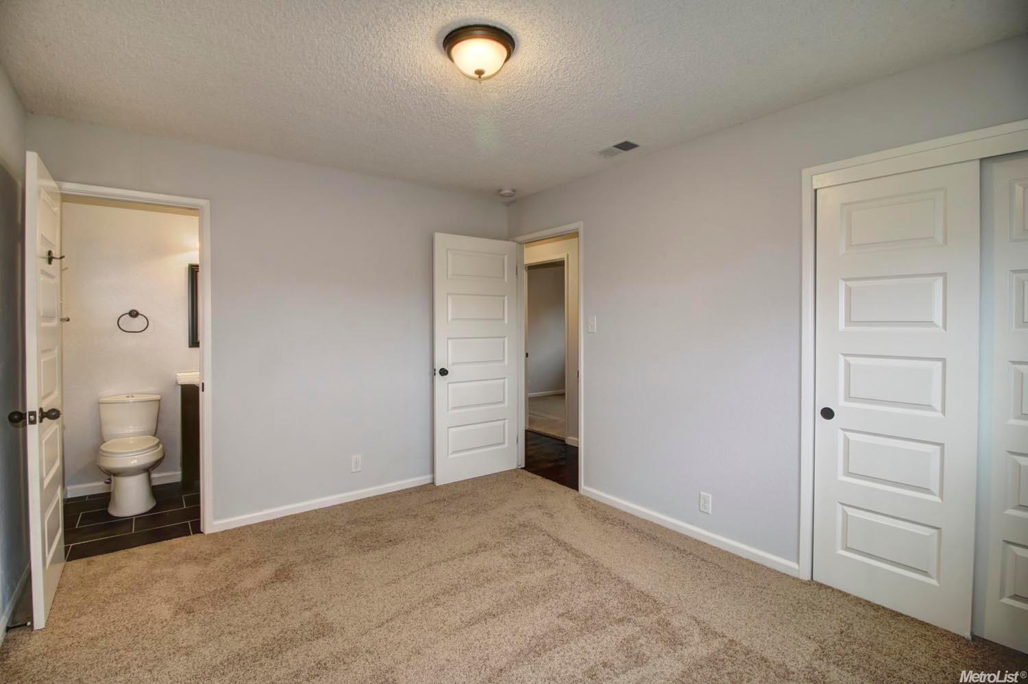 2207 Regis Dr, Davis, CA 95618 photo 16