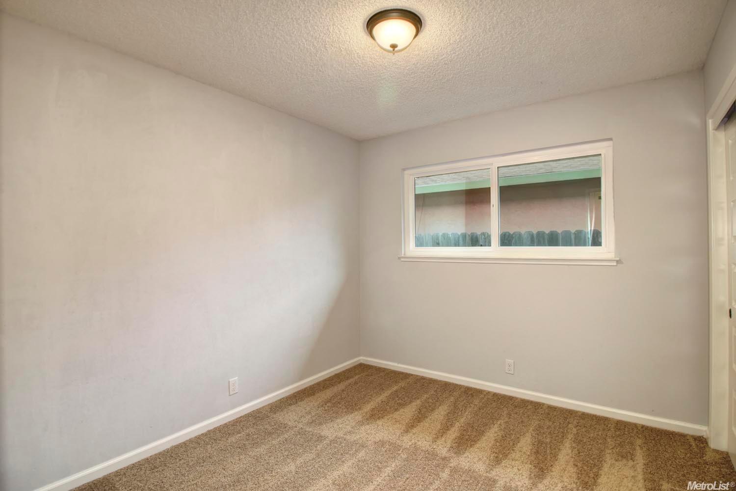 2207 Regis Dr, Davis, CA 95618 photo 18