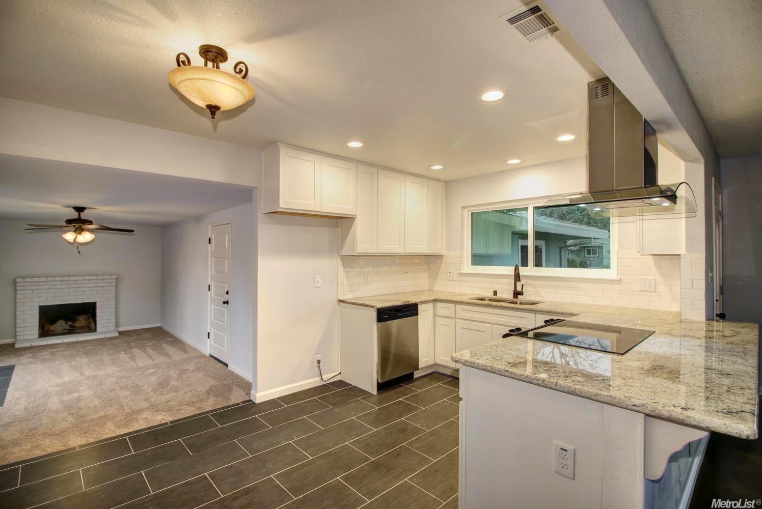 2207 Regis Dr, Davis, CA 95618 photo 8