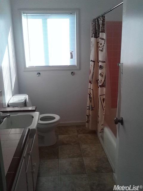 1806 Winning Ave, Modesto, CA 95350 photo 6