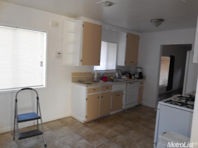 1806 Winning Ave, Modesto, CA 95350 photo 12