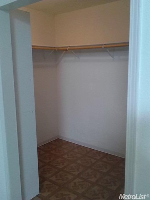 1806 Winning Ave, Modesto, CA 95350 photo 11