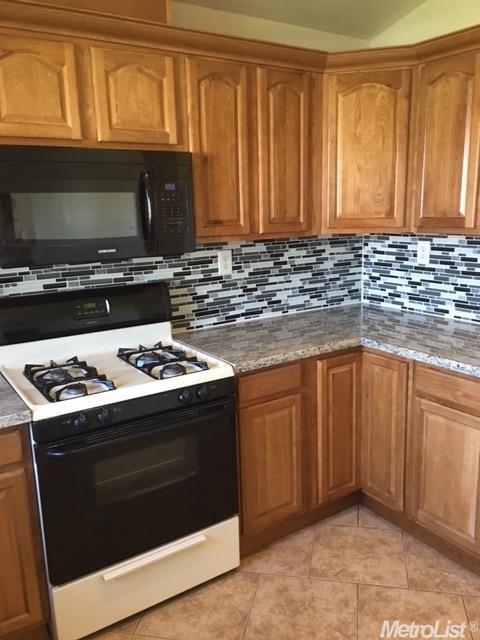 716 Lassen Ave, Modesto, CA 95358 photo 6