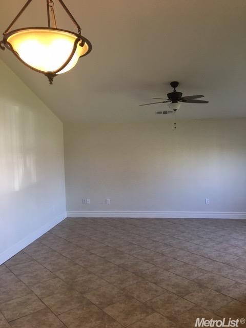 716 Lassen Ave, Modesto, CA 95358 photo 14