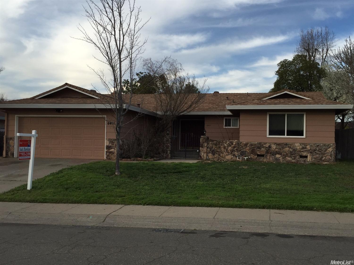 6411 Rolling Way, Carmichael, CA 95608 photo 1