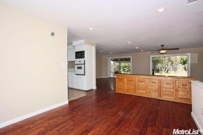 6411 Rolling Way, Carmichael, CA 95608 photo 3