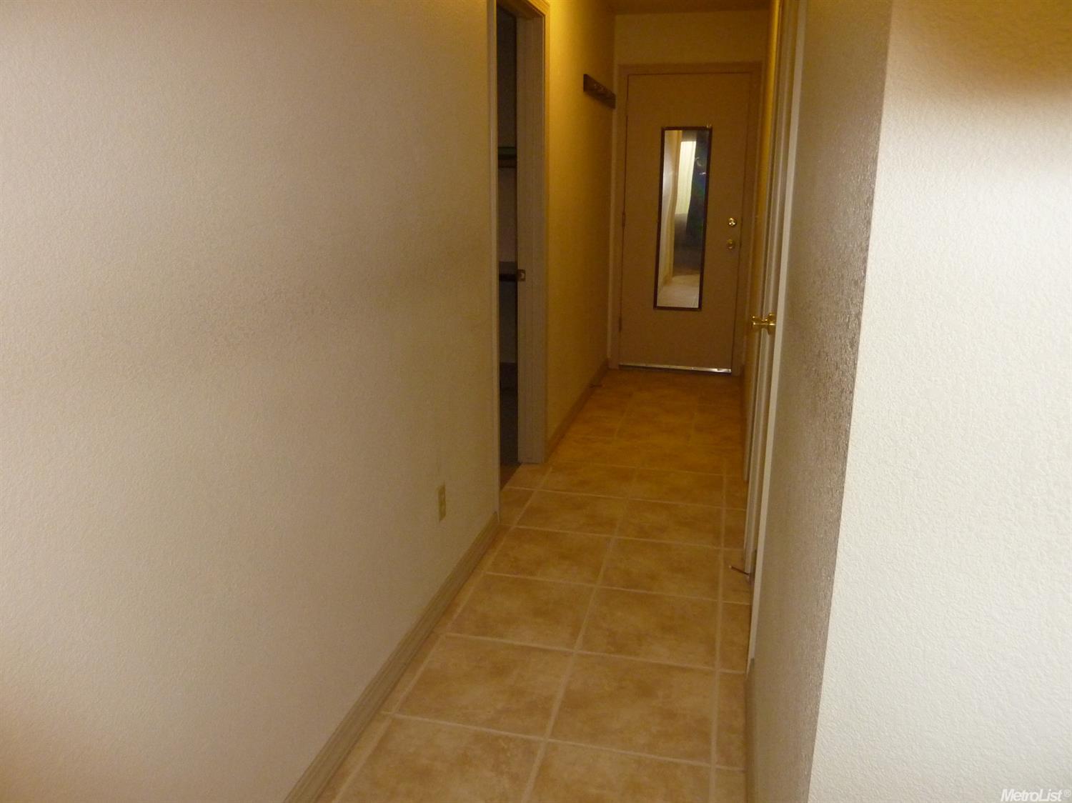 3621 Effingham Ln, Modesto, CA 95357 photo 13