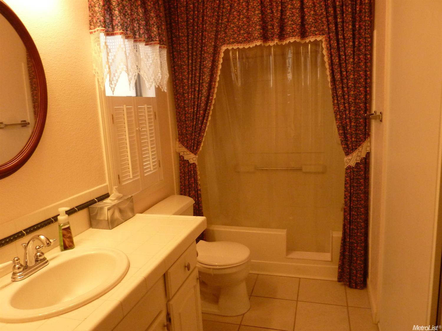 3621 Effingham Ln, Modesto, CA 95357 photo 11