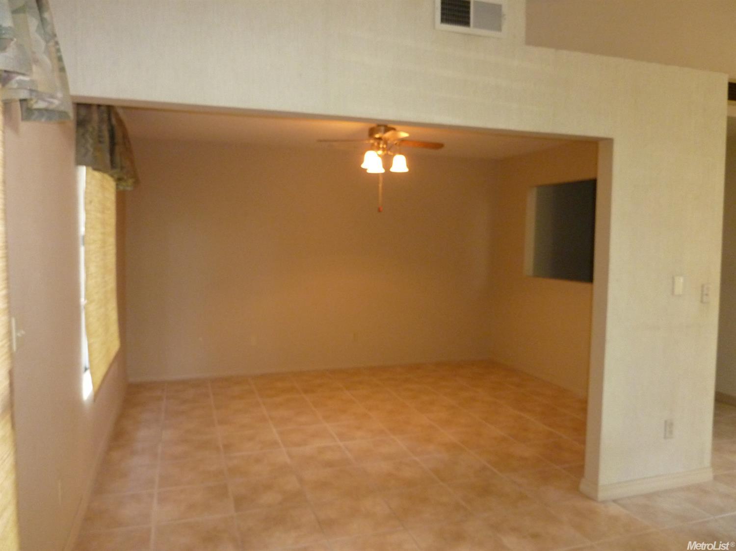 3621 Effingham Ln, Modesto, CA 95357 photo 7