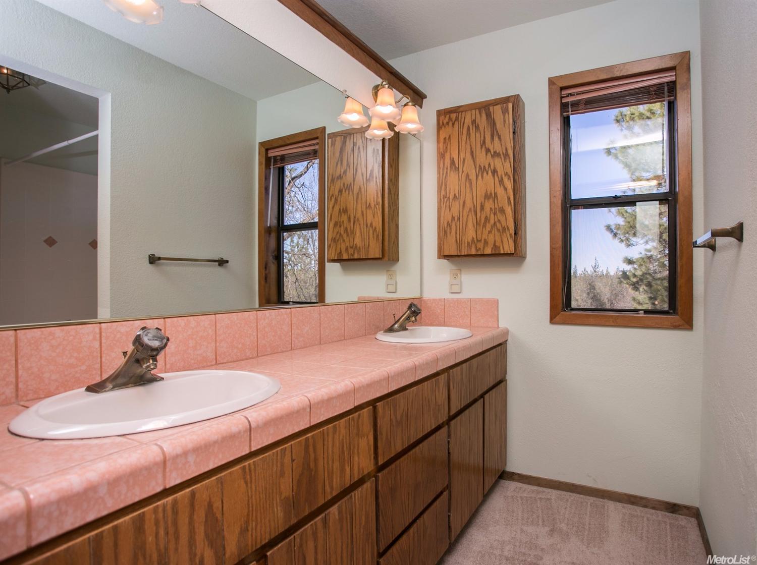 8528 Riverwood Dr, Placerville, CA 95667 photo 14