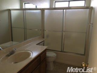 1135 Cedar Creek Dr, Modesto, CA 95355 photo 5
