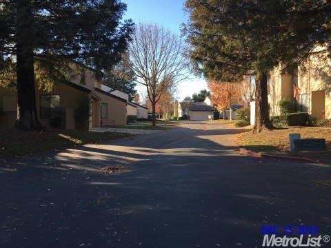 1135 Cedar Creek Dr, Modesto, CA 95355 photo 2