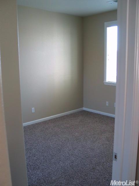 3113 Knightsbridge Dr, Modesto, CA 95355 photo 15