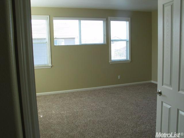 3113 Knightsbridge Dr, Modesto, CA 95355 photo 9