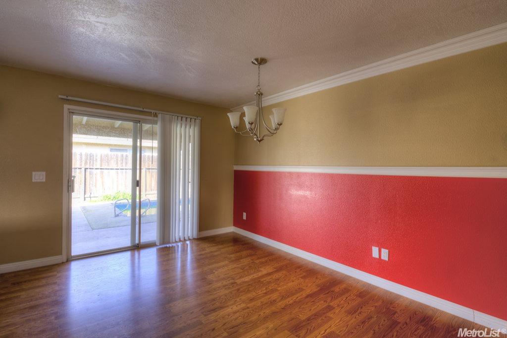 1281 Silverton Ave, Turlock, CA 95382 photo 4