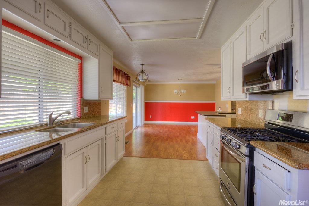 1281 Silverton Ave, Turlock, CA 95382 photo 6