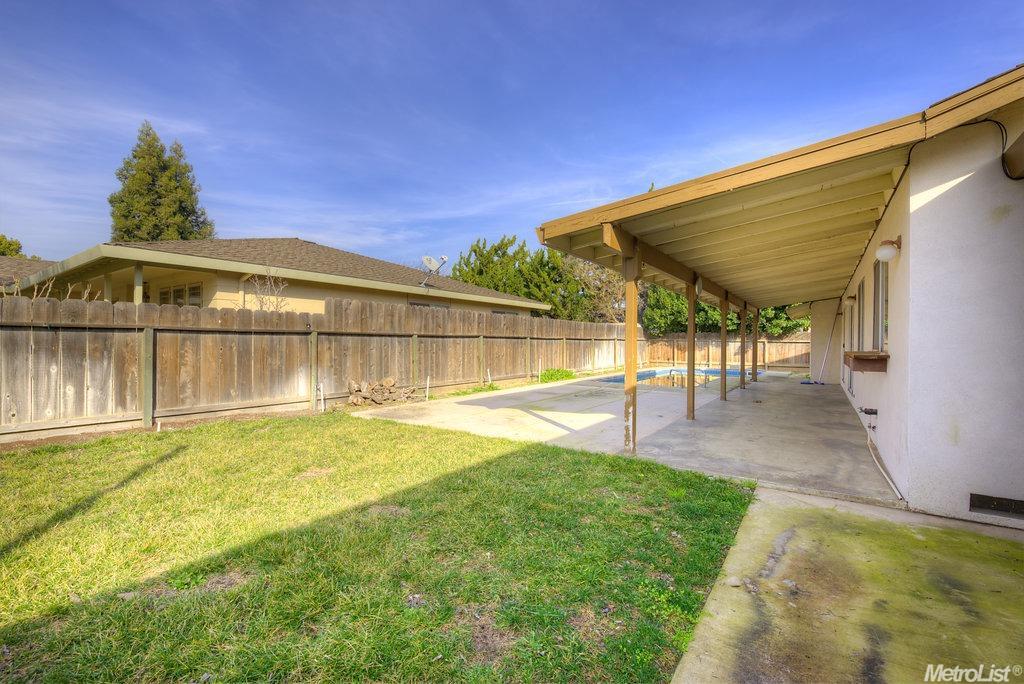 1281 Silverton Ave, Turlock, CA 95382 photo 11