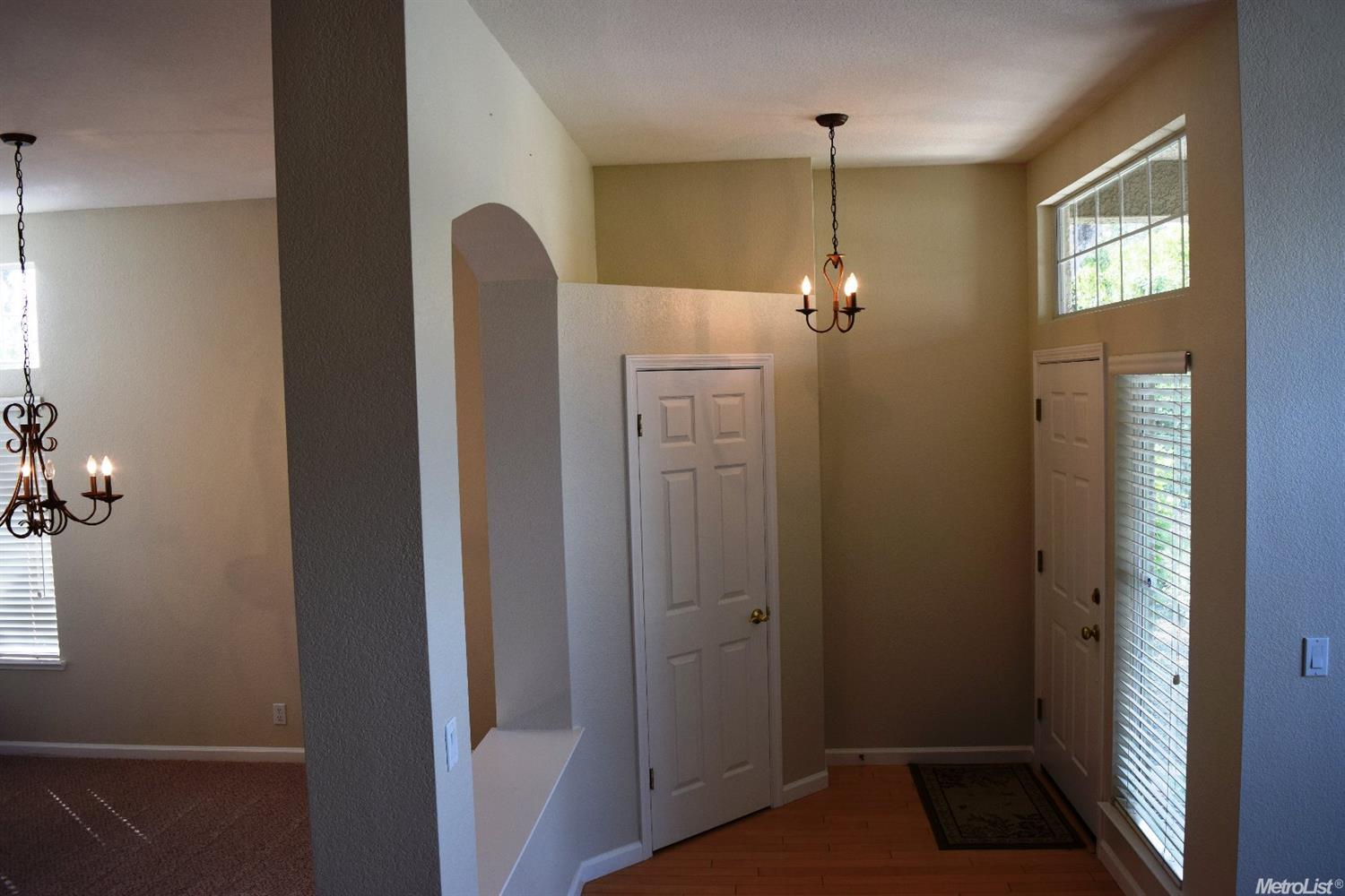 102 Singer Ln, Folsom, CA 95630 photo 15