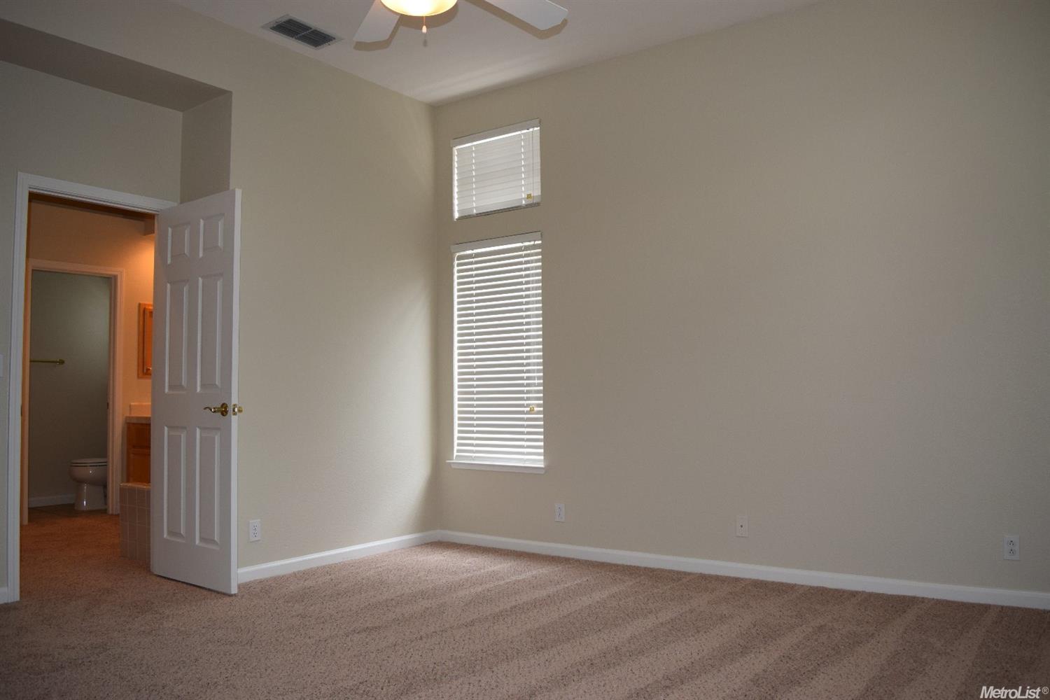 102 Singer Ln, Folsom, CA 95630 photo 17