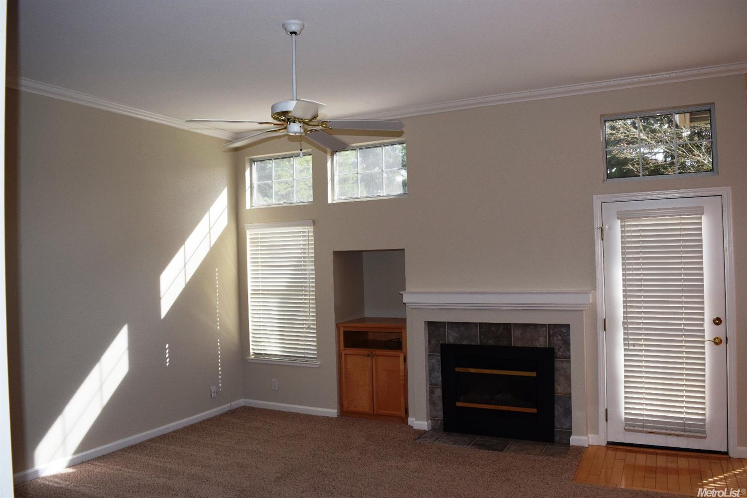 102 Singer Ln, Folsom, CA 95630 photo 12