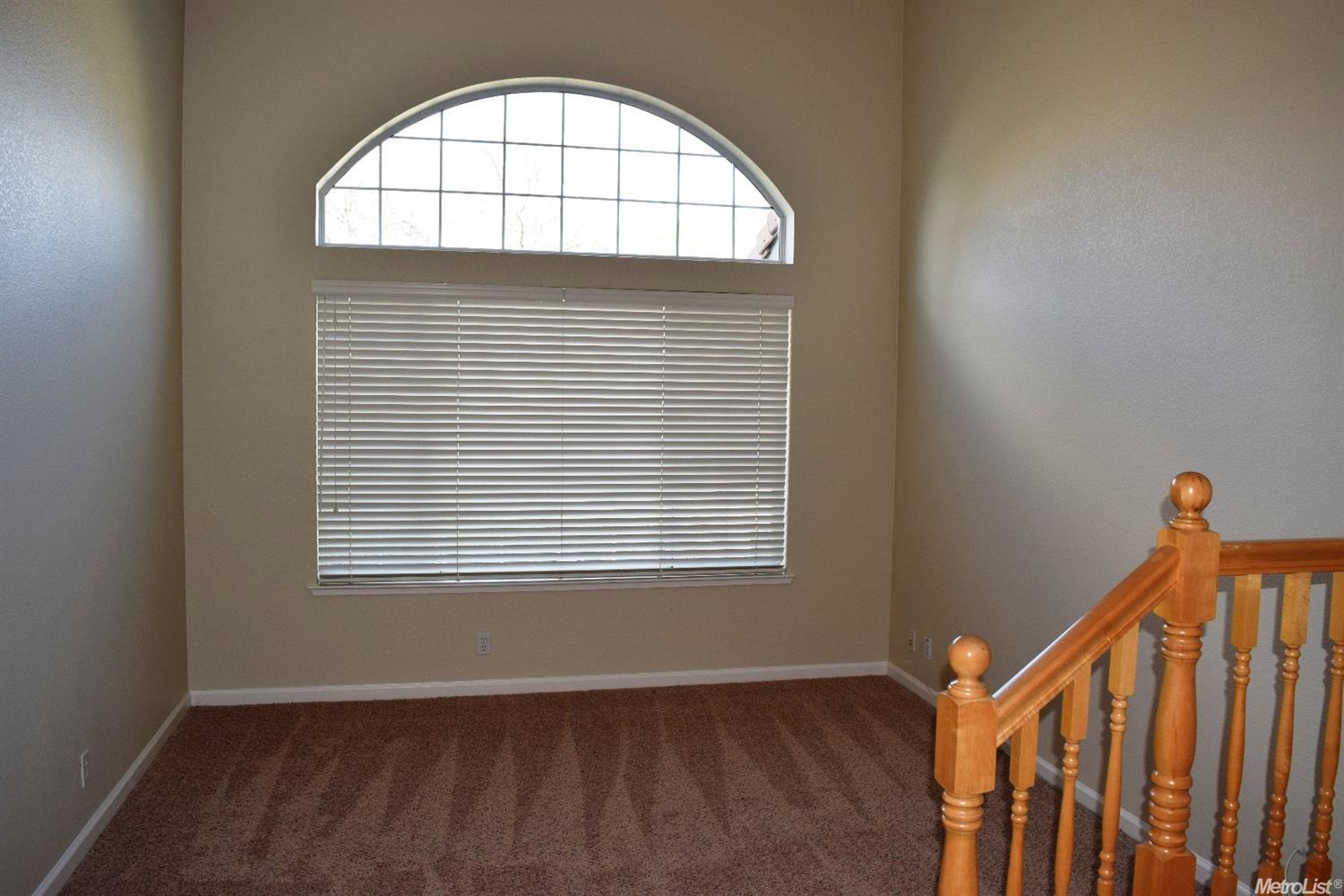 102 Singer Ln, Folsom, CA 95630 photo 16