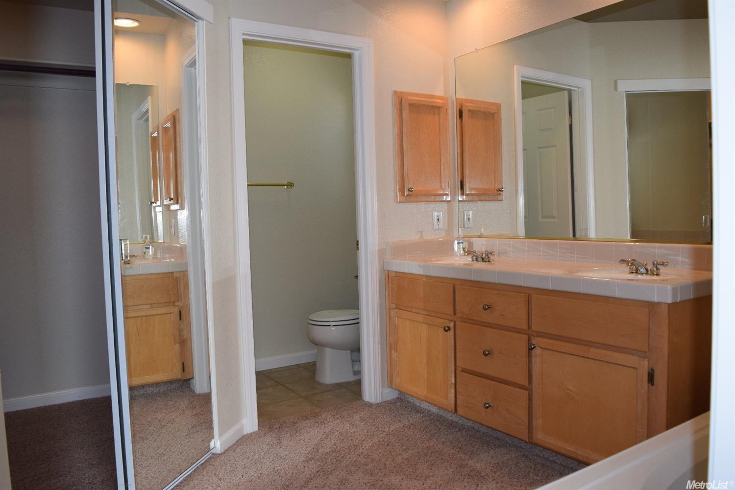 102 Singer Ln, Folsom, CA 95630 photo 19