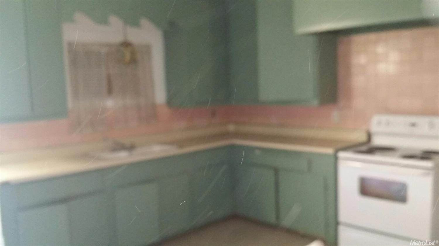 1232 Vito, Modesto, CA 95351 photo 2