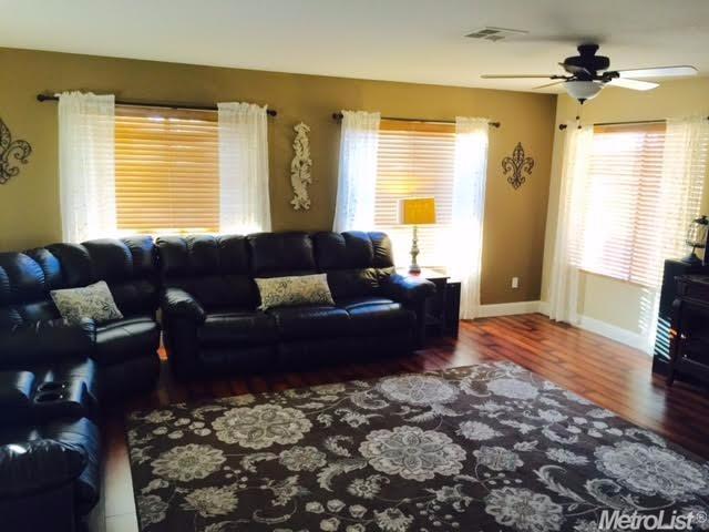 390 Glenbriar Cir, Tracy, CA 95377 photo 5