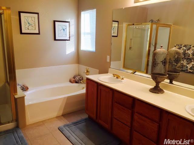 390 Glenbriar Cir, Tracy, CA 95377 photo 8