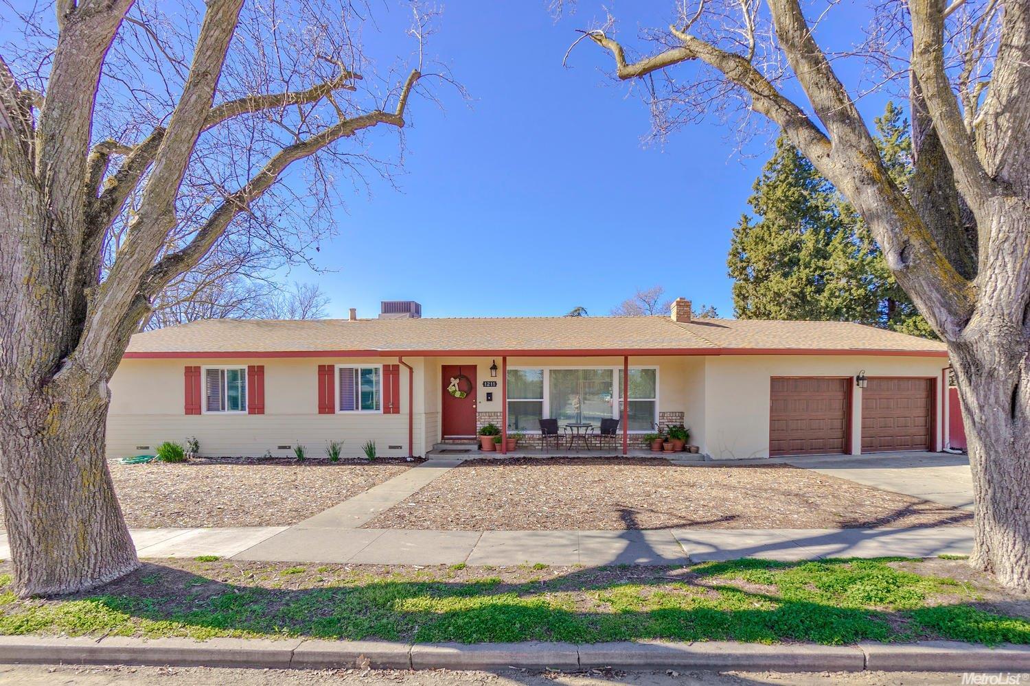 1211 F St, Davis, CA 95616 photo 2