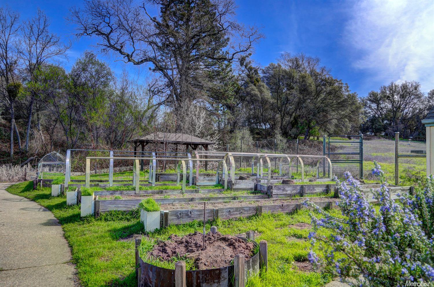 21135 Mccourtney Rd, Grass Valley, CA 95949 photo 13