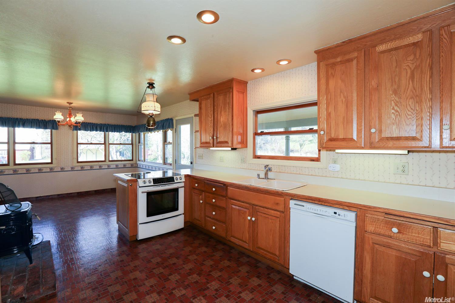 21135 Mccourtney Rd, Grass Valley, CA 95949 photo 7