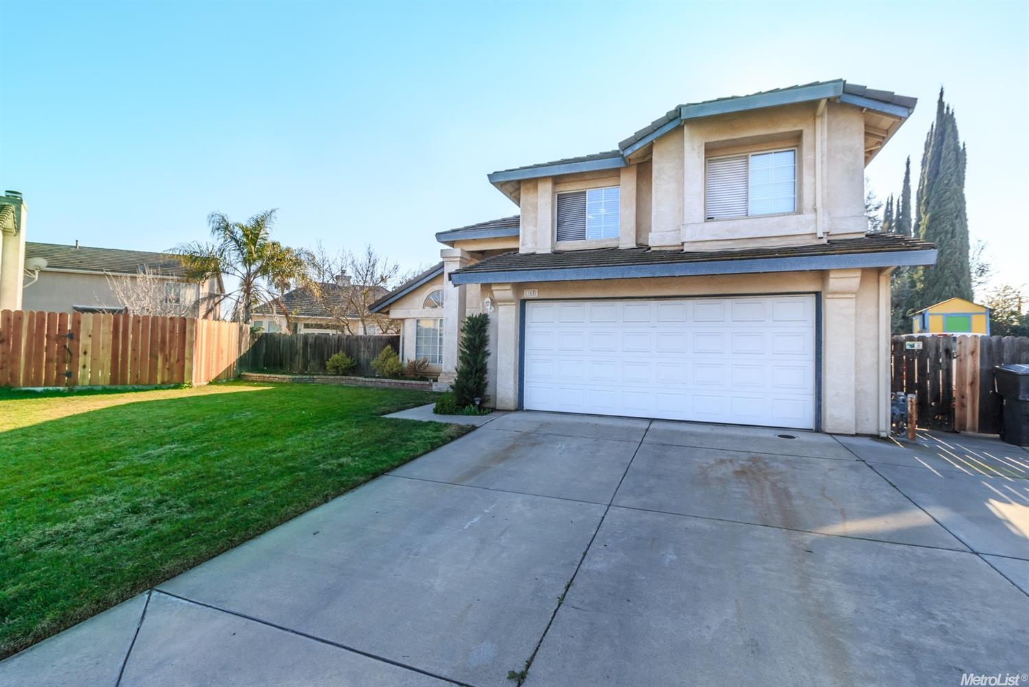 317 High Point Ct, Modesto, CA 95357 photo 2