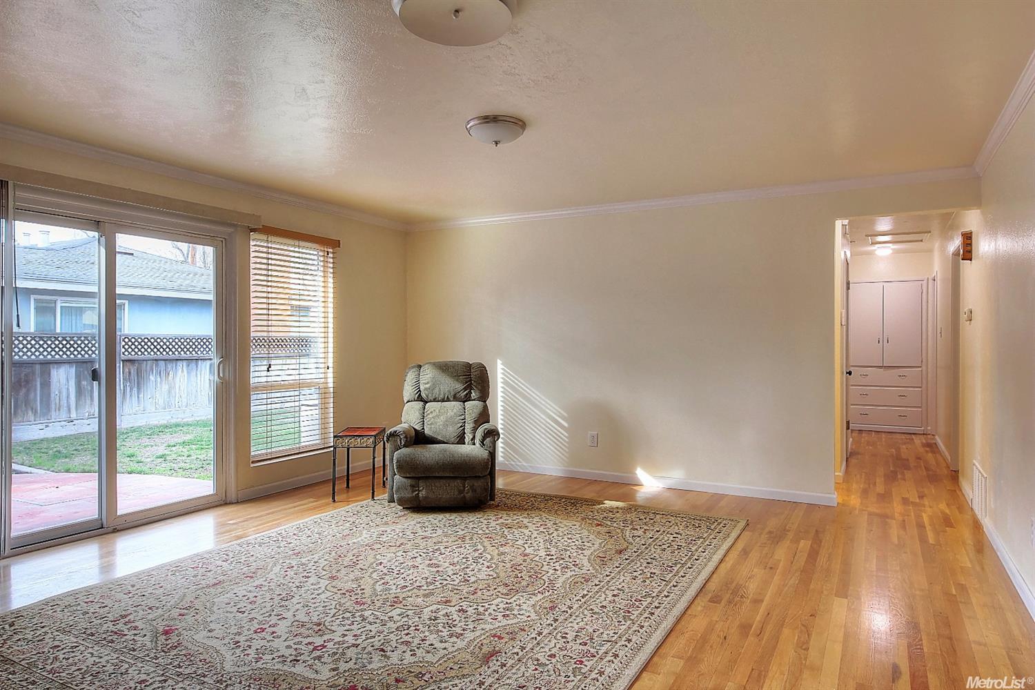 1213 E Morris Ave, Modesto, CA 95350 photo 5