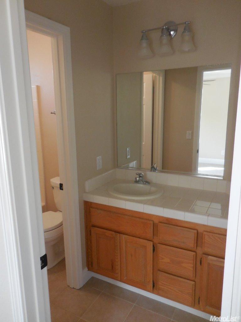 305 E Main St, Winters, CA 95694 photo 16